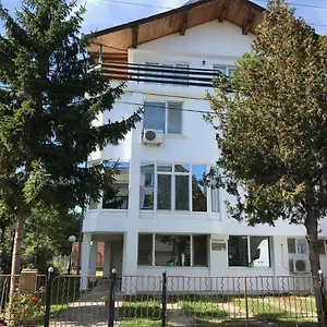 milenas-house.sunnybeach-hotels.org/